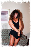 PP005-2 Laura Creavalle vs Mimi Hitzman (FiFi)